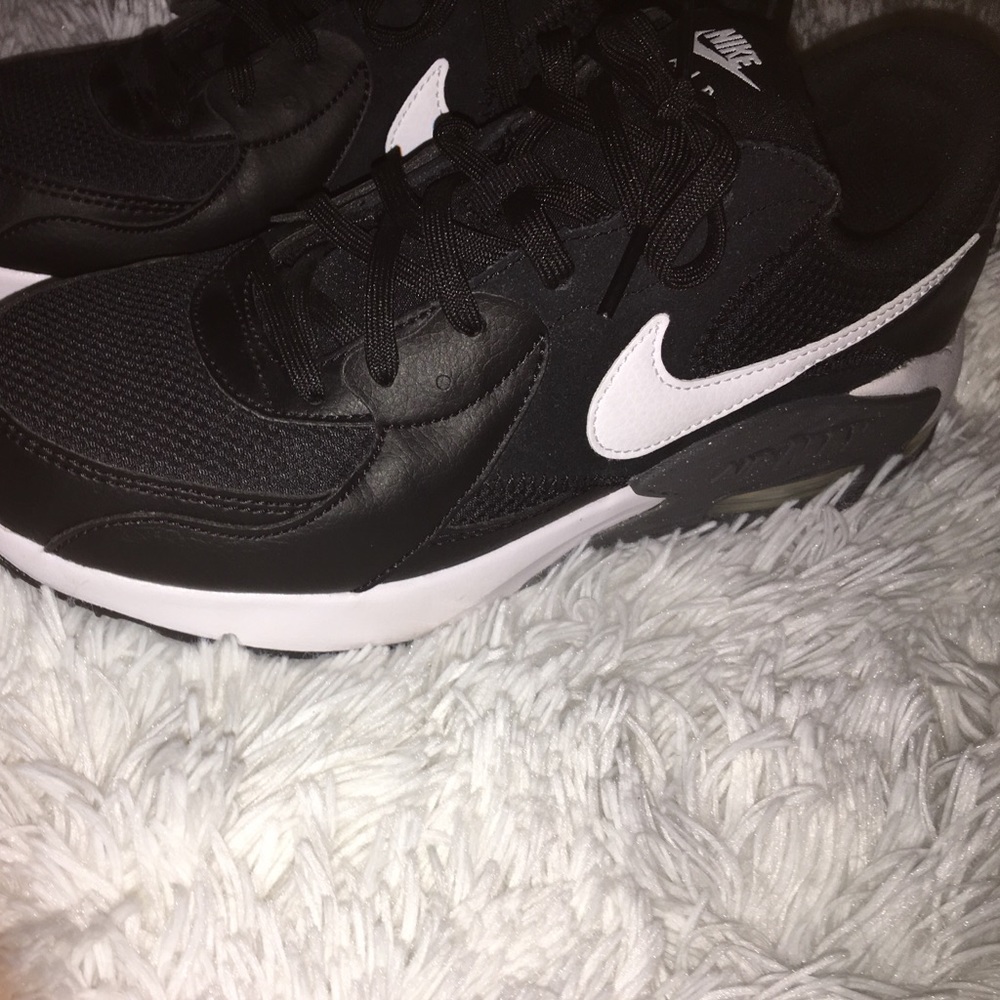 Wore once , brand new - Picture 5 of 5